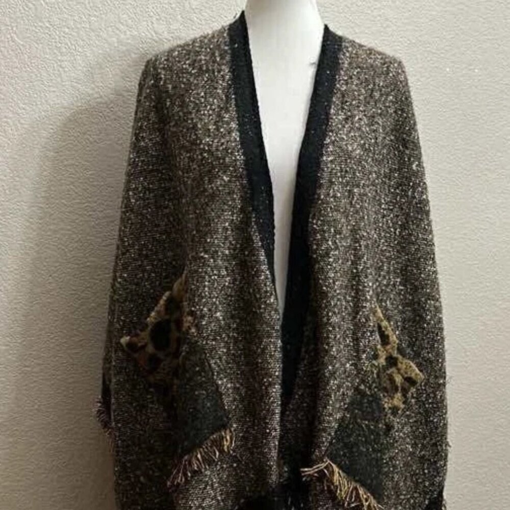 NEW Roffe Acessories Women’s Wrap Shawl Jacket - One Size Fits Most